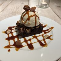 gf nut brownie with ice cream  at AIN SOPH.Soar in Tokyo