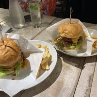 Two kinds of burger  at AIN SOPH.Soar in Tokyo