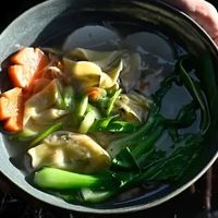 JUICY HUGS   at Vega No Vega in Rotterdam