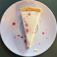 lemon pie at Vrijplaats in Leiden