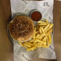 vegan burger at Museum Kültür Sanat 2 - The Rising in Eskisehir