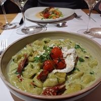 Hausgemachte Bärlauch Gnocci mit veganen Sauerrahm at Restaurant Zeltinger Hof in Zeltingen-rachtig