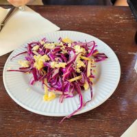 Rotkohl-Salat mit Feta at Mauvaise Herbe in Marseille