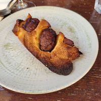 Pfirsich Crumble at Mauvaise Herbe in Marseille