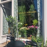  at Les Artizans - Coffee And Flower in Paris