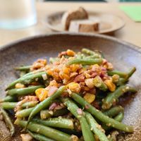 Harricot bean, sweet corn and peanut starter at Caravane Cafe in Bergerac