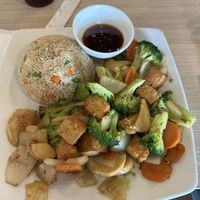 Stir fry tofu, vegan fried ricee  at Phở Street Cafe in Wylie