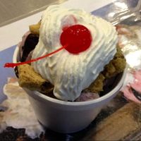 vegan sundae! at Babes Ice Cream in Milwaukee