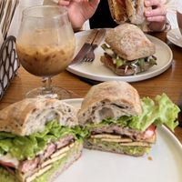   at cafe432.cl in Los Angeles