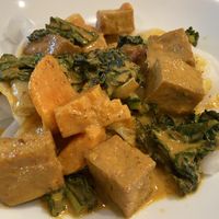 vegan tofu yellow curry at Thai Fresh in Austin