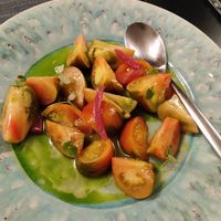 Tomatoes with basil oil at Restaurante Albalá in Jerez