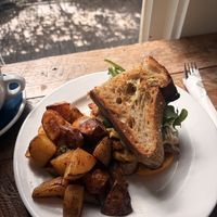 Vegan breakfast sandwich w/brekkie potatoes  at Huriyali Riverland in Charleston