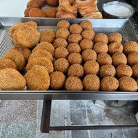 Pickled mustard green buns (酸菜包), sesame balls (芝麻球) at Twins Donuts - 雙胞胎甜甜圈 in Taipei