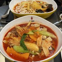 Tomato broth  at Sanku Maots'ai - 三顾冒菜 in Berlin