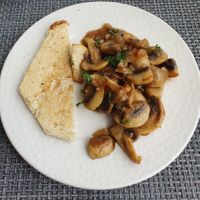 Gegrillte Champignons at Corner205 International Restaurant in Funchal