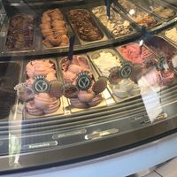 vegan gelato flavours are clearly marked at Ice Queen Gelato in Athens