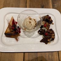 Desserts Set at Paprika Shokudo Vegan in Osaka