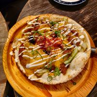 Pizza Yakiniku-Style at Paprika Shokudo Vegan in Osaka