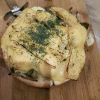 Yummy pizza at Paprika Shokudo Vegan in Osaka