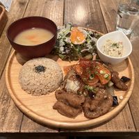 Soybean meat and vegetables stir-fried meat-style set meal - 7/10  at Paprika Shokudo Vegan in Osaka