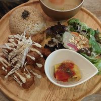 The Karaage set at Paprika Shokudo Vegan in Osaka