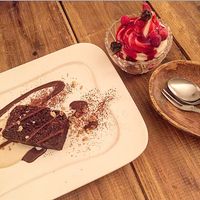 Chocolate brownie and ice cream at Paprika Shokudo Vegan in Osaka