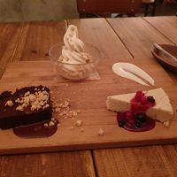 3 dessert combo at Paprika Shokudo Vegan in Osaka
