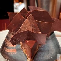 Choco Zaatar
Cocoa tart, pumpkin praline and zaatar, chocolate cream
The taste was impressive, sweet and salty, which enhanced this chocolate dessert. A real success! at Maslow - Temple in Paris