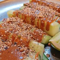 FRESH CONCOMBRE & HOISIN
Cucumber, hoisin sauce, peanut dukkah, lime · at Maslow - Temple in Paris