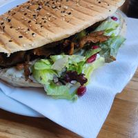 Kebap mit veganem Chicken at Vegi in Tubingen
