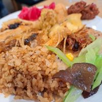 Plate of food from the buffet at Yuan Vegetarian Restaurant in New Taipei City