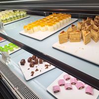 Desserts on display at Yuan Vegetarian Restaurant in New Taipei City