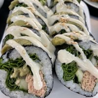 Avocado roll is not included avocado in it. Just a sauce on top   at Vegenarang in Seoul