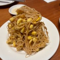 Soy bean sprouts at Din Tai Fung in Taipei