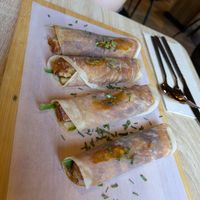 Pecking duck at Shlen - Chamberi in Madrid