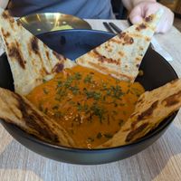 "Butter" chickun at Shlen - Chamberi in Madrid