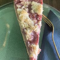 Blaubeer Crumble  at Leißing's Cafe & Bar in Ehrenfriedersdorf