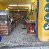 Looking in at Ưu Đàm Hoa in Ho Chi Minh City