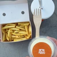 Fries, Mayo & Strawberry Oat Shake  at BETR Burger  in Hamburg