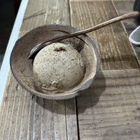 Coffee toffee. Single scoop.  at Coconut Glen's Kitahama -ココナッツグレン 北浜店 - ハワイ発ココナッツアイス in Osaka