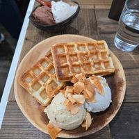  at Coconut Glen's Kitahama -ココナッツグレン 北浜店 - ハワイ発ココナッツアイス in Osaka