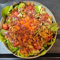 Salade tunisienne with grilled chickpeas at La Gn'Occitane in Anse