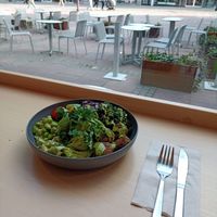 Avogoodness with vegobites at Holy Greens in Linkoping