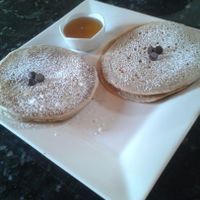 vegan pancakes at Dodo Bon Pan Cafe in Panama City