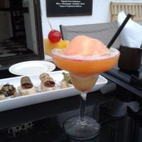 vegan montaditos and cocktails at Dodo Bon Pan Cafe in Panama City