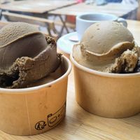 Pistachio + Hojicha (both vegan) at Creamy in Paris