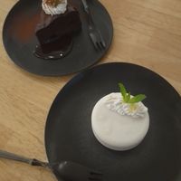 Desserts at JoGeSaYu in Hiroshima