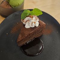 Chocolate tarte at JoGeSaYu in Hiroshima