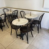  at Keen Jé Café Cantine in Paris