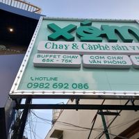 Information on the signs at Xóm • Chay & cà phê in Ho Chi Minh City